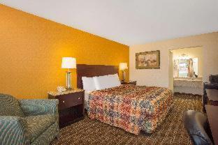 Days Inn By Wyndham Chester Habitación foto