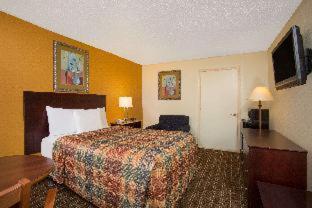 Days Inn By Wyndham Chester Habitación foto
