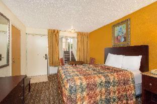 Days Inn By Wyndham Chester Habitación foto